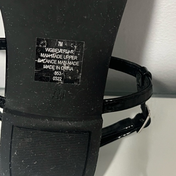 Guess Black Sandals with Glossy Finish - Picture 4 of 4